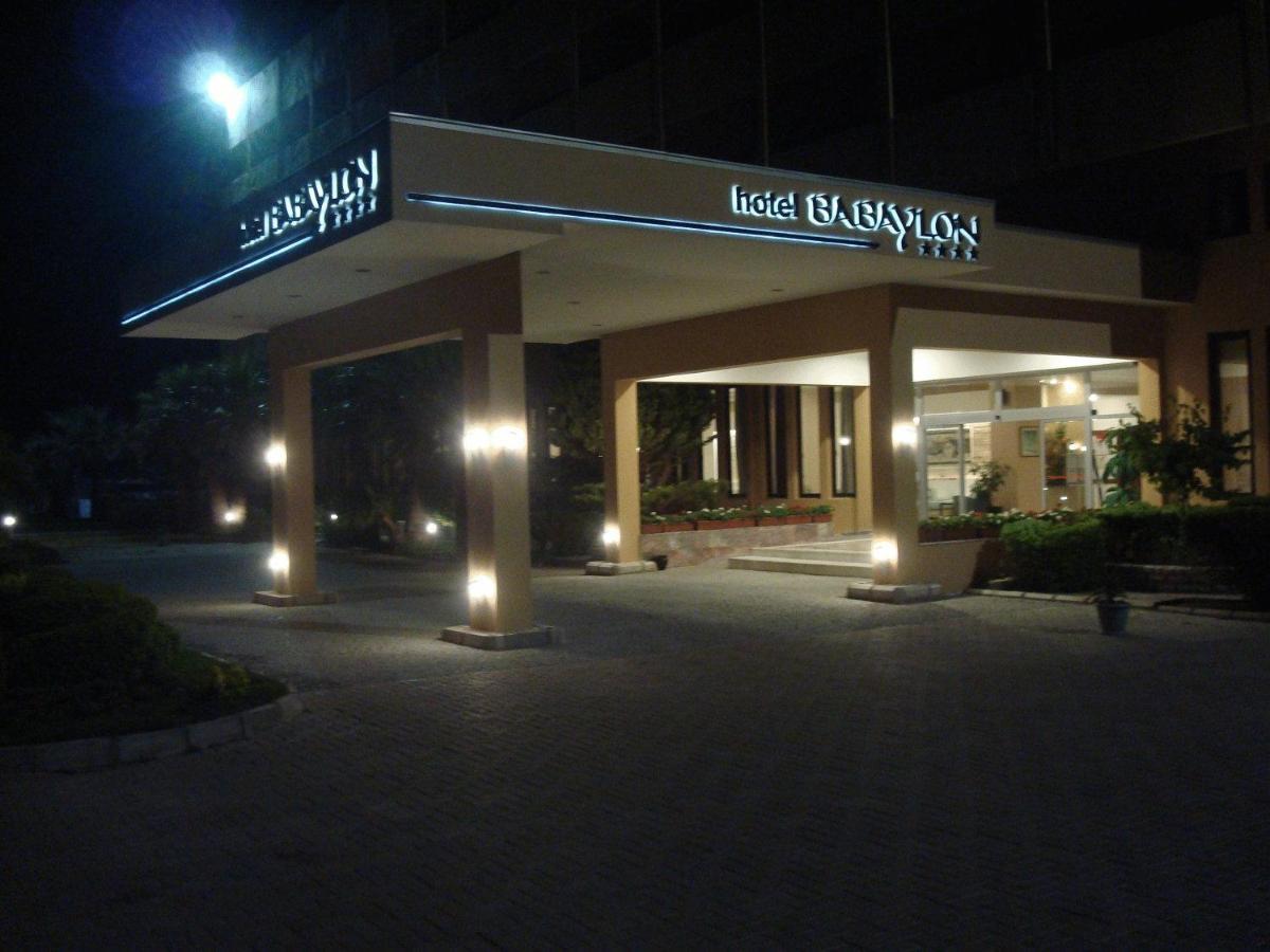 Babaylon Hotel Çeşme Esterno foto