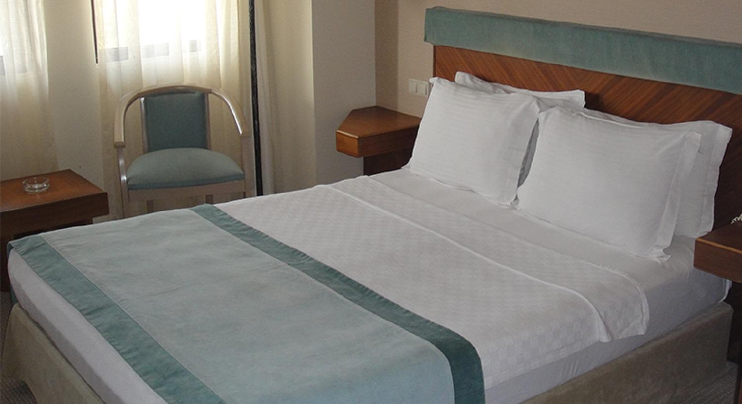 Babaylon Hotel Çeşme Esterno foto
