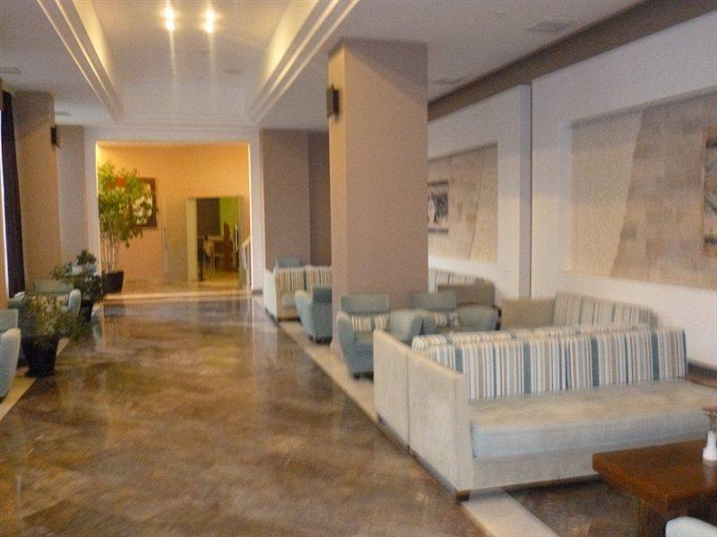 Babaylon Hotel Çeşme Esterno foto