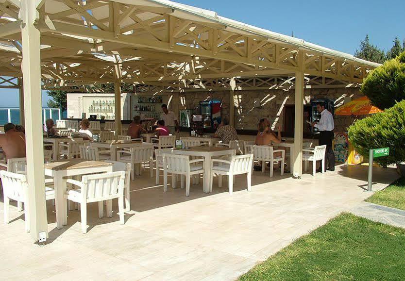 Babaylon Hotel Çeşme Esterno foto
