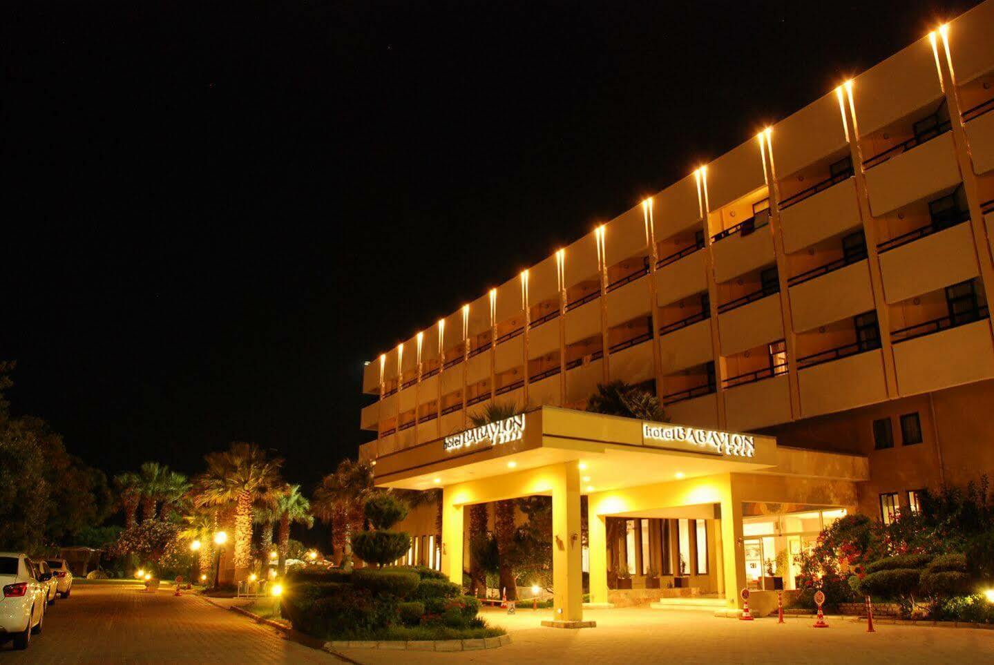Babaylon Hotel Çeşme Esterno foto